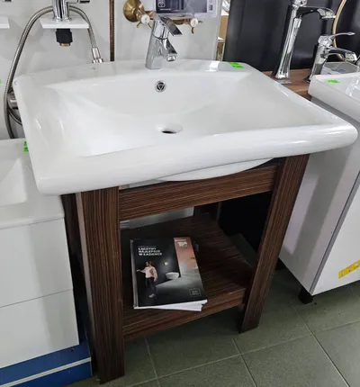 Umywalka z podstawą stylizowane na RETRO 80 x 56